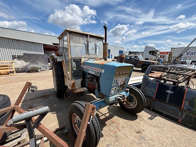 Ford - 1975 - 4000 6-y - oldtimer tractor - afbeelding 23 van  25