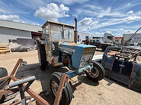Ford - 1975 - 4000 6-y - oldtimer tractor - afbeelding 23 van  25