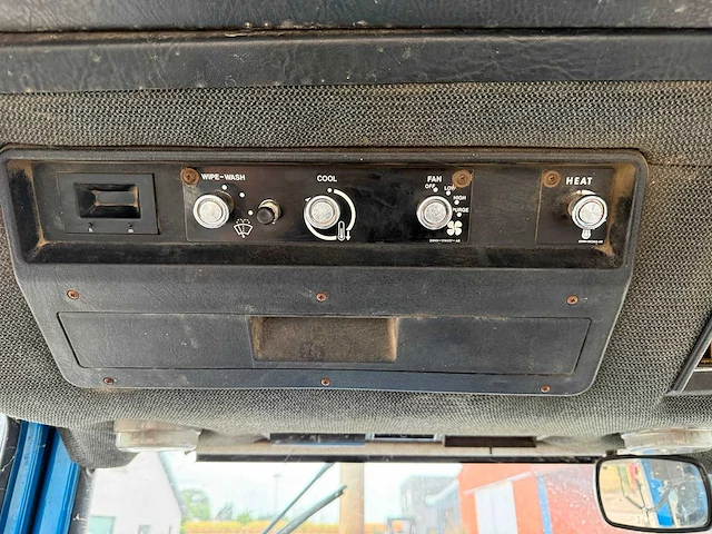 Ford - 1990 - 8730 dt - vierwielaangedreven landbouwtractor - afbeelding 39 van  46