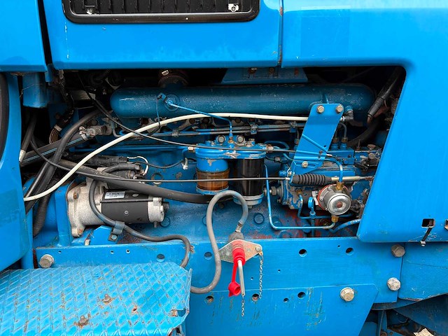 Ford - 1990 - 8730 dt - vierwielaangedreven landbouwtractor - afbeelding 16 van  46