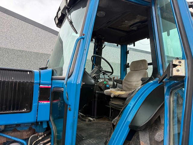 Ford - 1990 - 8730 dt - vierwielaangedreven landbouwtractor - afbeelding 26 van  46