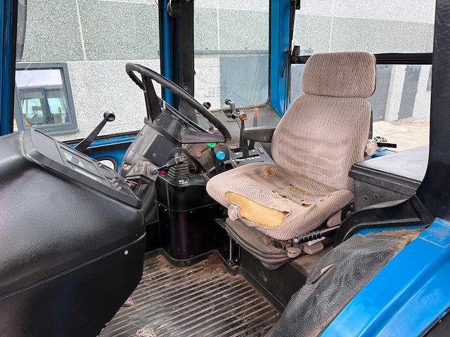Ford - 1990 - 8730 dt - vierwielaangedreven landbouwtractor - afbeelding 27 van  46