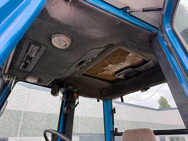 Ford - 1990 - 8730 dt - vierwielaangedreven landbouwtractor - afbeelding 28 van  46