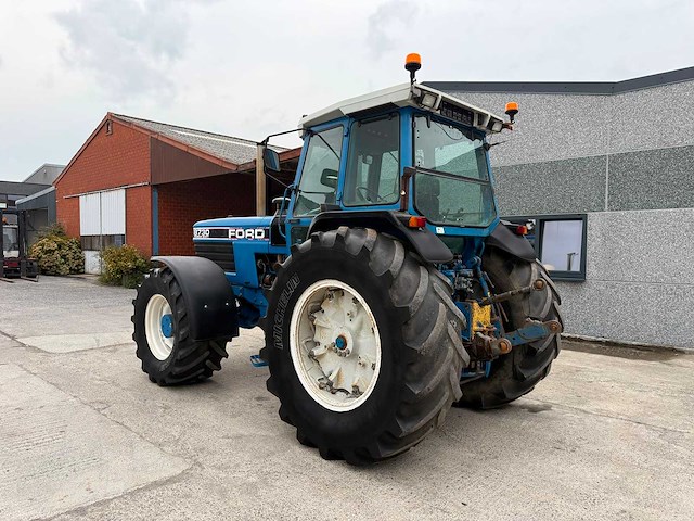 Ford - 1990 - 8730 dt - vierwielaangedreven landbouwtractor - afbeelding 43 van  46
