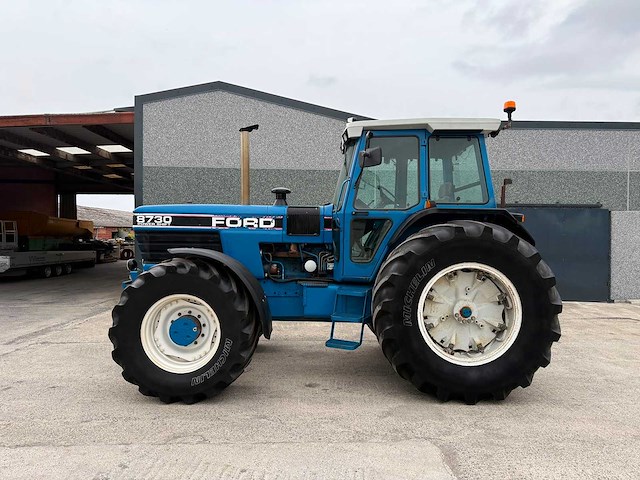 Ford - 1990 - 8730 dt - vierwielaangedreven landbouwtractor - afbeelding 44 van  46