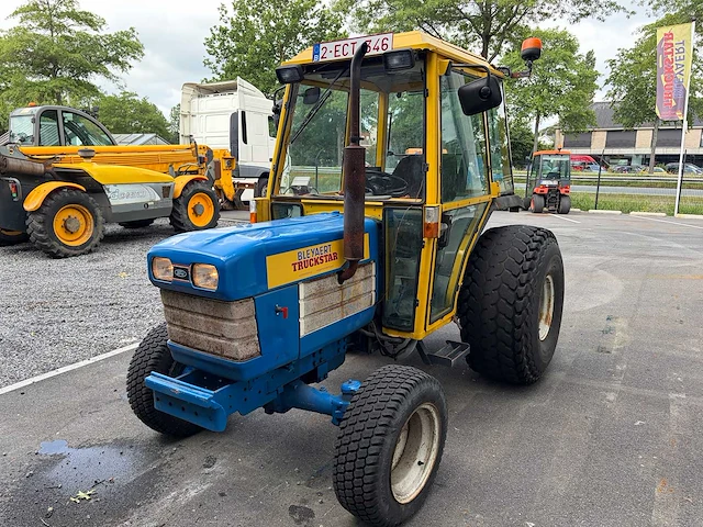 Ford - 1995 - 1920sss - vierwielaangedreven landbouwtractor - afbeelding 1 van  14