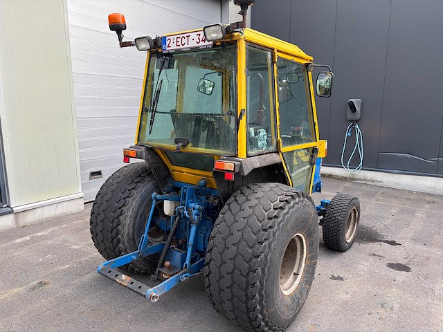 Ford - 1995 - 1920sss - vierwielaangedreven landbouwtractor - afbeelding 11 van  14