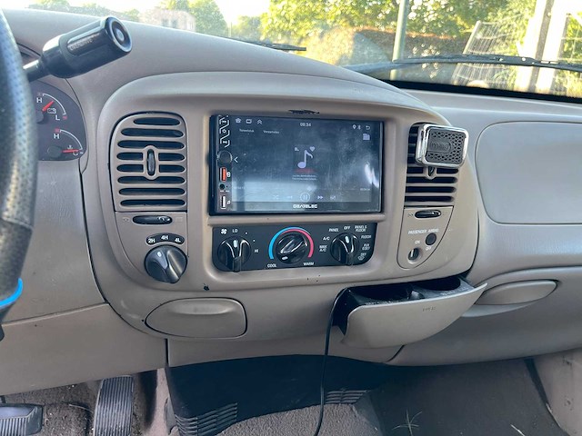Ford - 2001 - f150 - 4x4 - personenauto - afbeelding 13 van  30