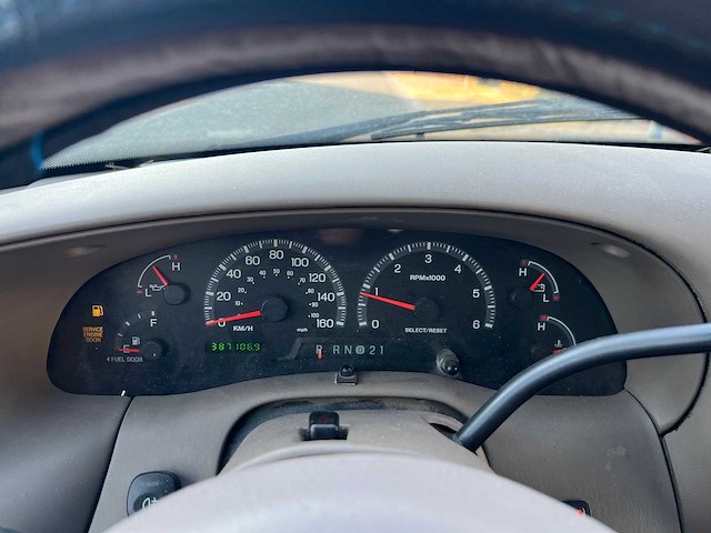 Ford - 2001 - f150 - 4x4 - personenauto - afbeelding 14 van  30