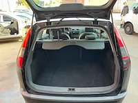 Ford - 2005 - focus - focus - personenauto - afbeelding 8 van  23