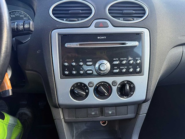 Ford - 2005 - focus - personenauto - afbeelding 11 van  23