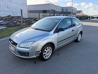 Ford - 2005 - focus - personenauto - afbeelding 1 van  23