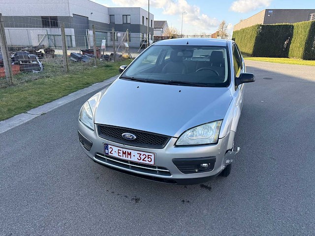 Ford - 2005 - focus - personenauto - afbeelding 19 van  23