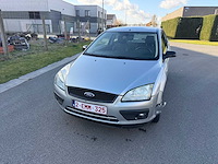 Ford - 2005 - focus - personenauto - afbeelding 19 van  23