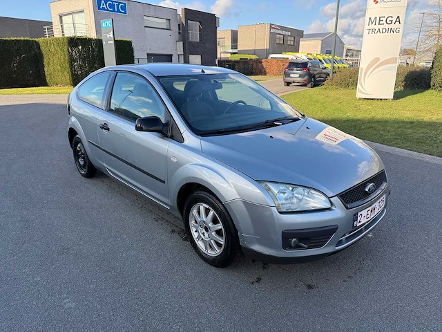 Ford - 2005 - focus - personenauto - afbeelding 21 van  23