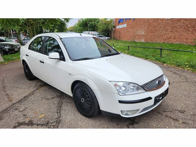 Ford - 2005 - mondeo - mondeo - personenauto - afbeelding 6 van  31
