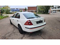 Ford - 2005 - mondeo - mondeo - personenauto - afbeelding 26 van  31