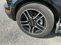 Ford - 2005 - mustang - v6 - personenauto - afbeelding 9 van  33