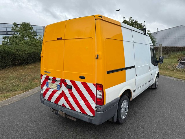 Ford - 2006 - transit - personenauto - afbeelding 4 van  32