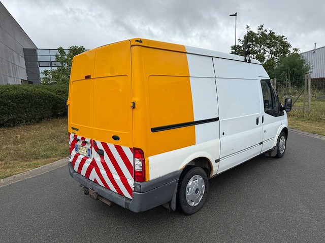 Ford - 2006 - transit - personenauto - afbeelding 5 van  32