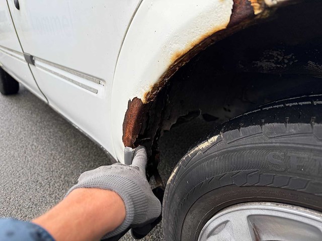 Ford - 2006 - transit - personenauto - afbeelding 15 van  32