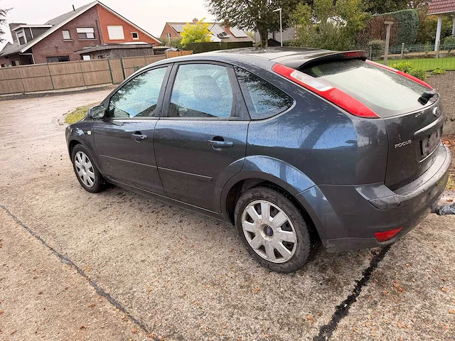 Ford - 2007 - focus - focus - personenauto - afbeelding 2 van  14