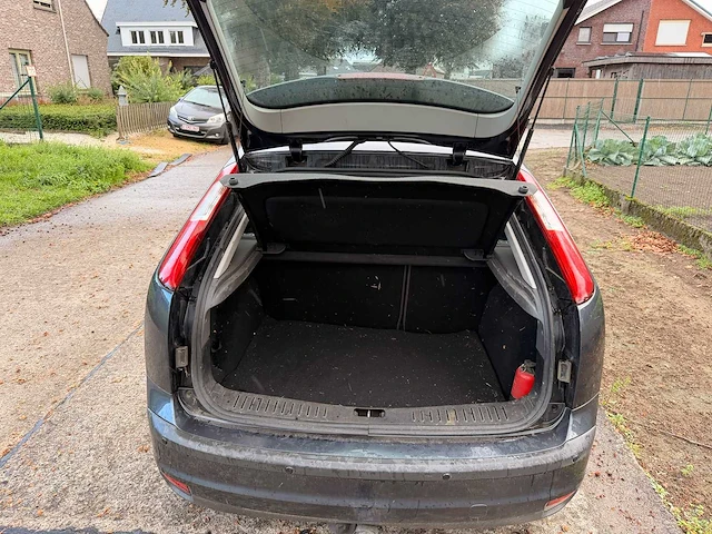 Ford - 2007 - focus - focus - personenauto - afbeelding 10 van  14