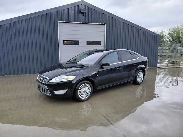 Ford - 2010 - mondeo - personenauto - afbeelding 7 van  13