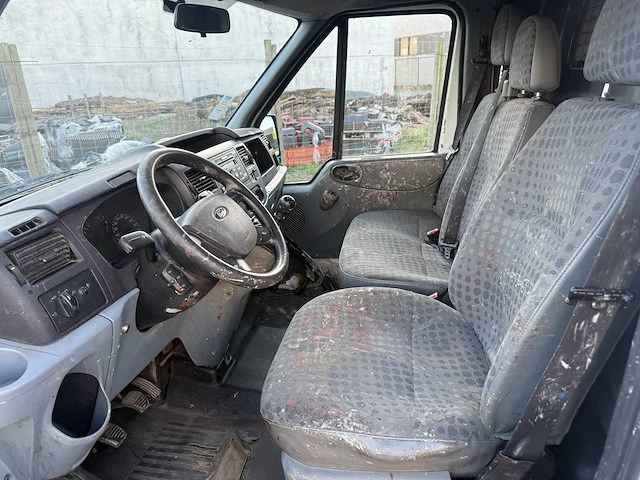 Ford - 2011 - transit - bestelwagen - personenauto - afbeelding 15 van  28