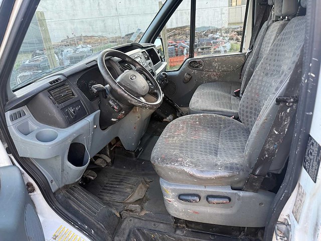 Ford - 2011 - transit - bestelwagen - personenauto - afbeelding 14 van  28