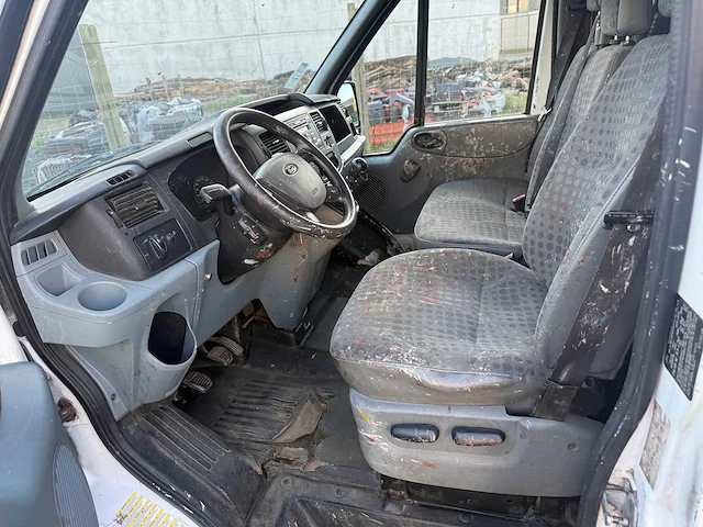 Ford - 2011 - transit - bestelwagen - personenauto - afbeelding 26 van  28