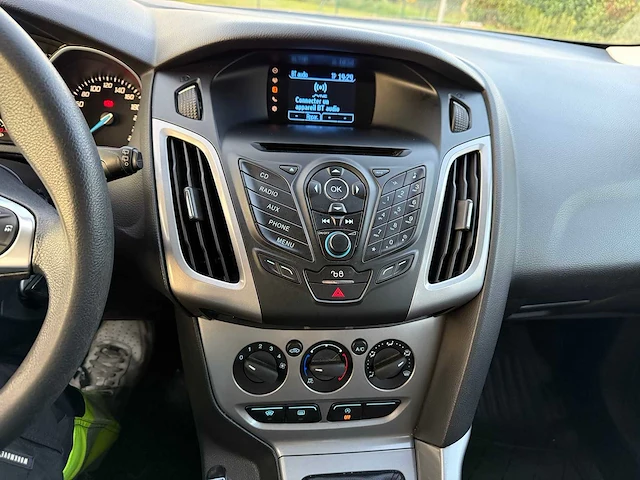 Ford - 2013 - focus - personenauto - afbeelding 23 van  27