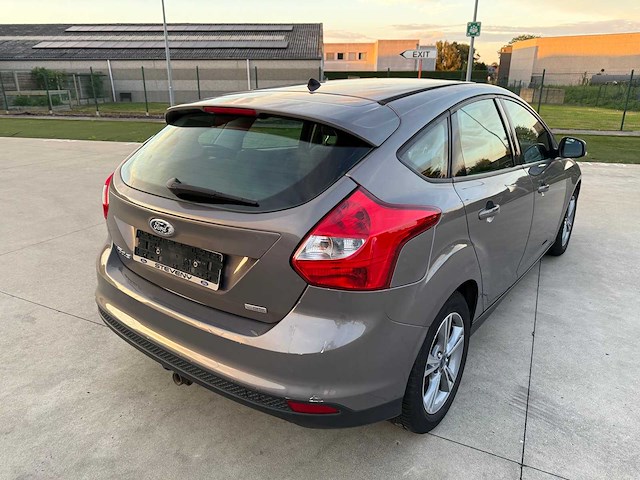 Ford - 2013 - focus - personenauto - afbeelding 4 van  17