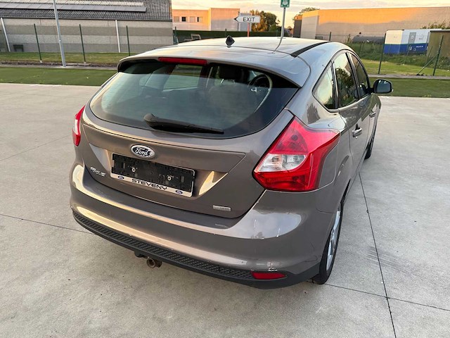 Ford - 2013 - focus - personenauto - afbeelding 5 van  17