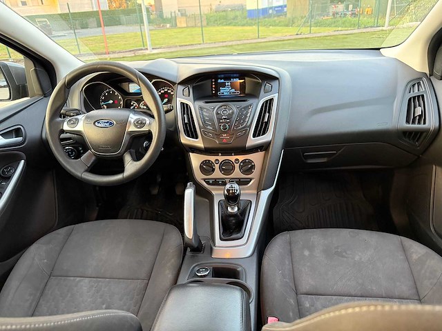 Ford - 2013 - focus - personenauto - afbeelding 10 van  17
