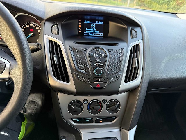 Ford - 2013 - focus - personenauto - afbeelding 13 van  17