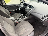 Ford - 2014 - focus - - personenauto - afbeelding 13 van  29