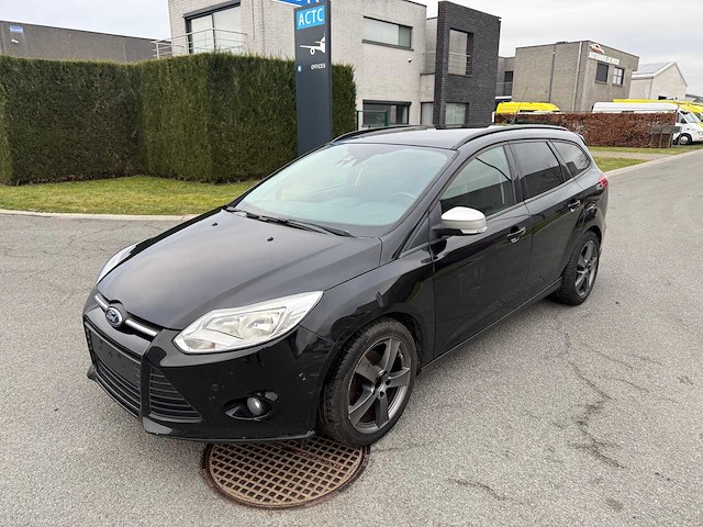 Ford - 2014 - focus - personenauto - afbeelding 11 van  28