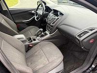 Ford - 2014 - focus - personenauto - afbeelding 9 van  19