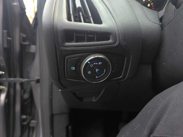 Ford - 2014 - focus sw - sw - personenauto - afbeelding 15 van  35