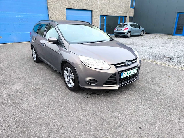 Ford - 2014 - focus sw - sw - personenauto - afbeelding 29 van  35