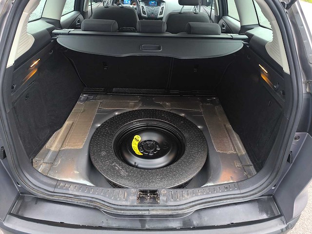 Ford - 2014 - focus wagon - 1.0 ecoboost edition - personenauto - afbeelding 19 van  34