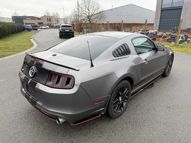 Ford - 2014 - mustang - personenauto - afbeelding 3 van  29
