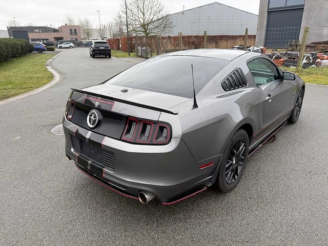 Ford - 2014 - mustang - personenauto - afbeelding 4 van  29