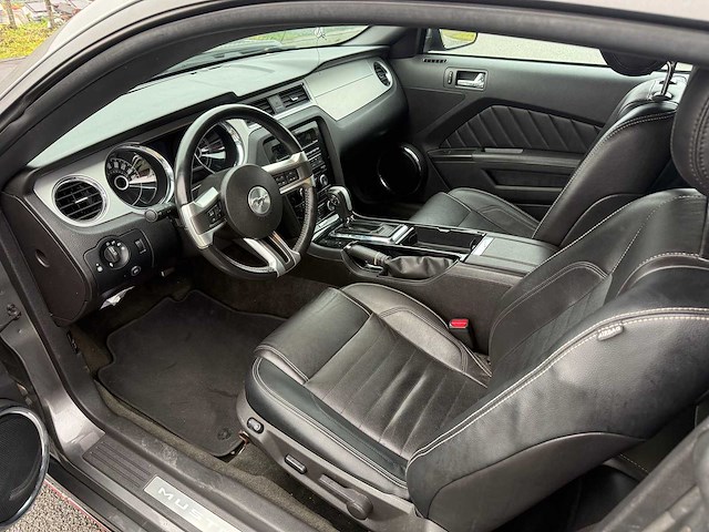 Ford - 2014 - mustang - personenauto - afbeelding 5 van  10