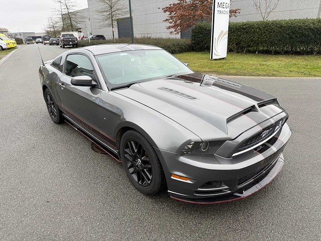 Ford - 2014 - mustang - personenauto - afbeelding 2 van  23