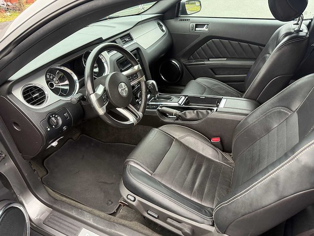 Ford - 2014 - mustang - personenauto - afbeelding 13 van  23