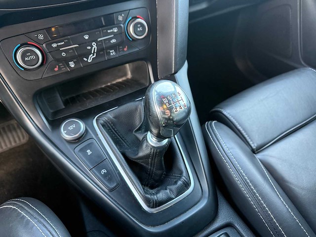 Ford - 2015 - focus st - st - personenauto - afbeelding 24 van  35