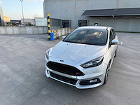 Ford - 2015 - focus st - st - personenauto - afbeelding 23 van  26