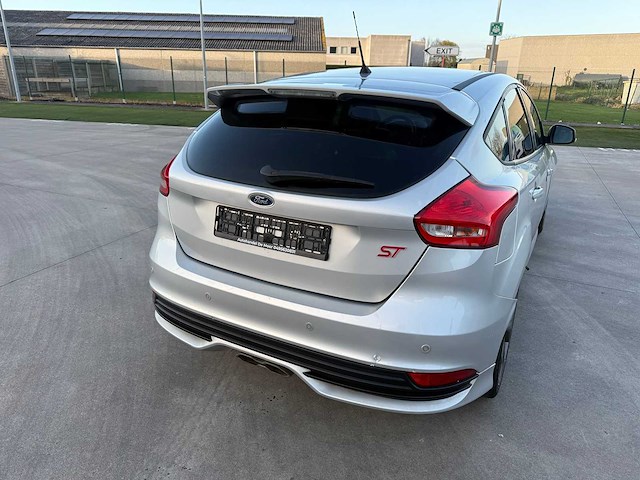 Ford - 2015 - focus st - st - personenauto - afbeelding 9 van  28